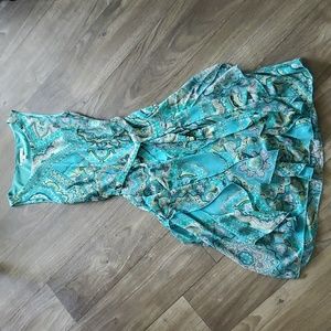 EUC Robbie Bee Flowy Dress with Tie Waist Size 4